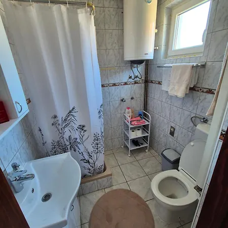 Una Apartment *